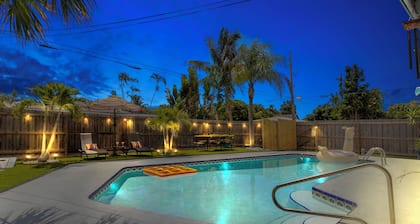 Tropical Paradise w/ Private Pool!