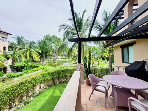 Delux Tropical Retreat 3BR Resort View