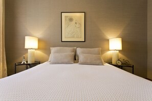 2 bedrooms, iron/ironing board, free WiFi, bed sheets