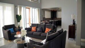 TV connectée, cheminée