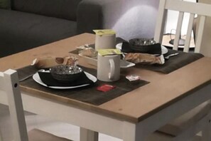 Dining - Chalet by the Sea (Catanzaro)