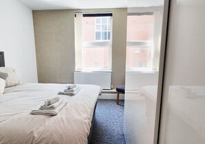 2 Schlafzimmer, Bügeleisen/Bügelbrett, kostenloses WLAN, Bettwäsche