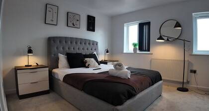 Stylish Stay in Vibrant Salford, Manchester!