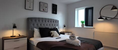 4 chambres, fer et planche Ă repasser, accĂšs au Wi-Fi (inclus)