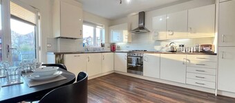 Stylish Stay in Vibrant Salford, Manchester!