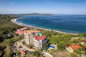 Exterior - Stunning Condo with Panoramic Beach, Ocean, and Mountain Views in Playa Flamingo (Playa Flamingo)