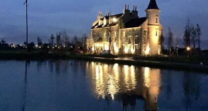 Chateau De France Bed & Breakfast
