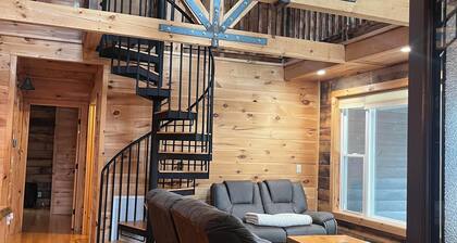 Beautiful Log Cabin on Moose River in Jackman ME