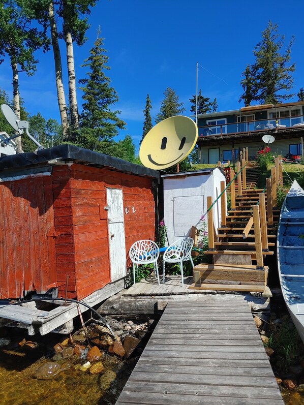 Terrace/patio - Charming 2-bedroom on Cluculz Lake. (Vanderhoof)