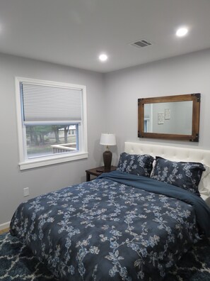 3 bedrooms, iron/ironing board, travel crib, WiFi