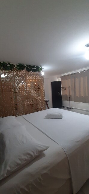 1 chambre, fer et planche à repasser, Wi-Fi, draps fournis