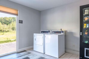 View from property - Econo Lodge Inn And Suites (Dawsonville)