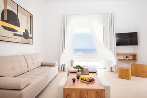 Sole | Mia Anasa - Luxury Suites | Living room | 43-inch Smart TV with satellite channels