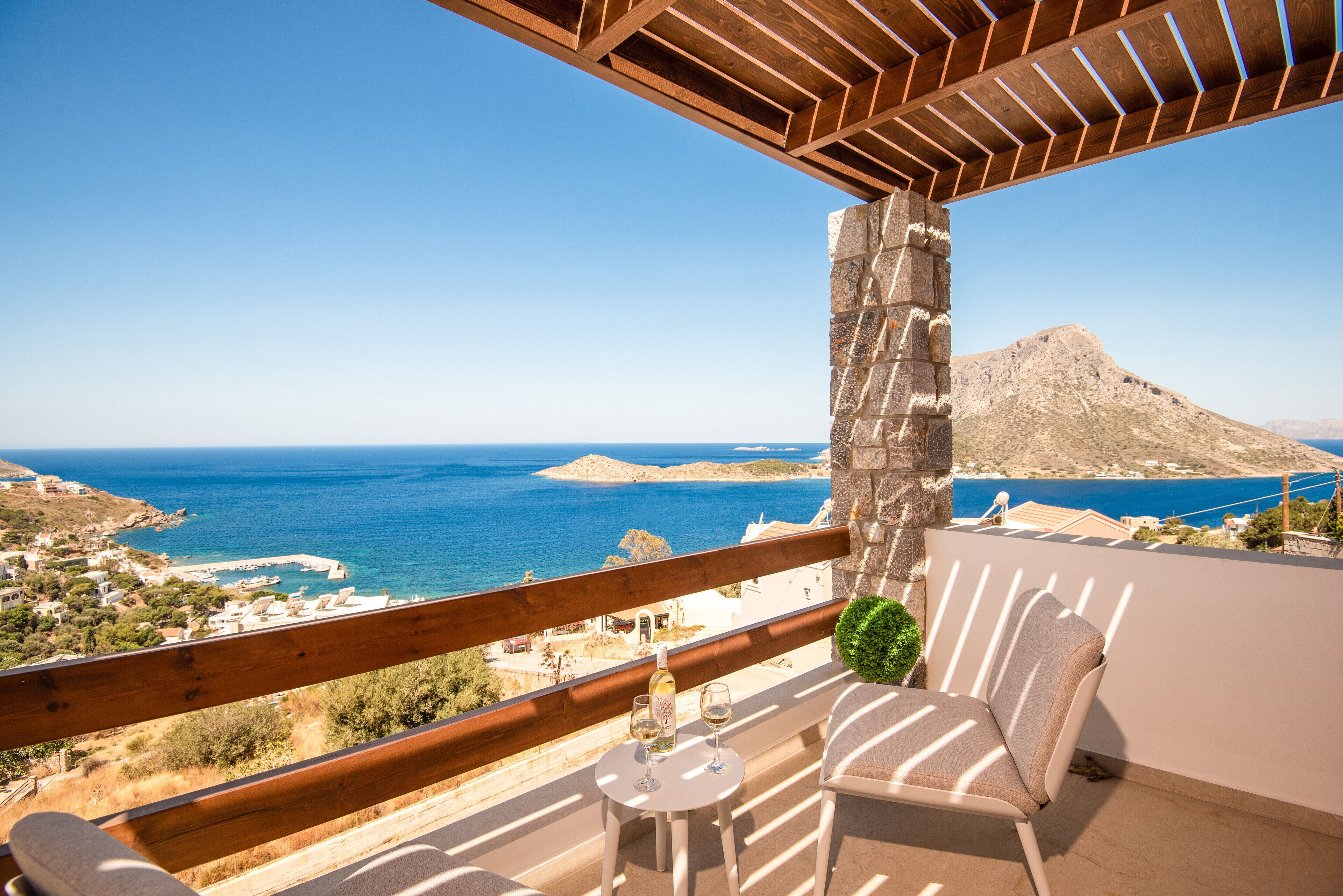 Suite Luxe, 1 chambre, bain à remous, vue mer | Balcon