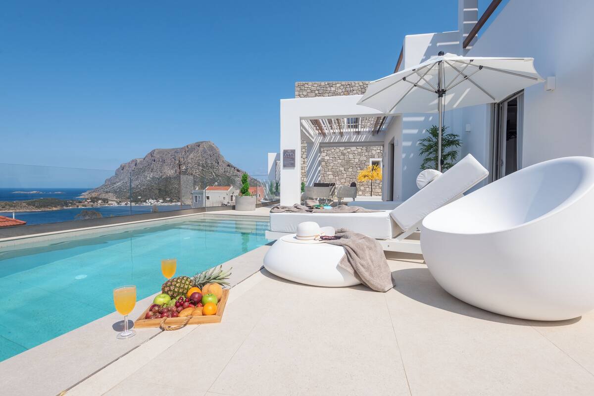 Sole | Mia Anasa - Luxury Suites | Private pool