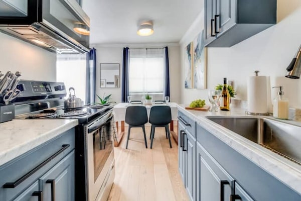 Mikrobølgeovn, ovn, kogeplade, opvaskemaskine