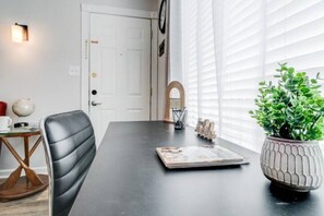 Dining - Beachside Retreat: 2BR Luxury Condo  King Bed (Virginia Beach)