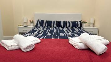 1 bedroom, desk, iron/ironing board, free WiFi