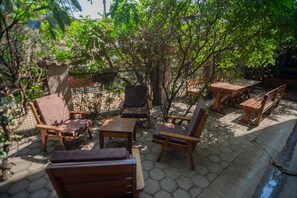 Room, 1 Bedroom, Smoking, Balcony | Bahagian luar