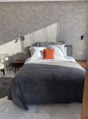1 bedroom, iron/ironing board, bed sheets