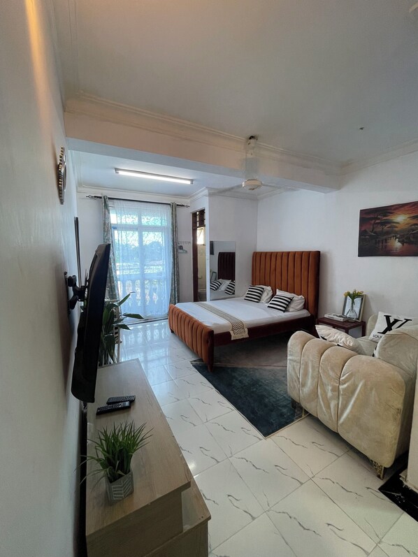 1 bedroom, iron/ironing board, WiFi, bed sheets