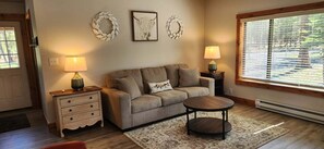 Smart TV - Serene cabin with WiFi in La Pine (La Pine)