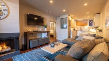 TV, fireplace, offices