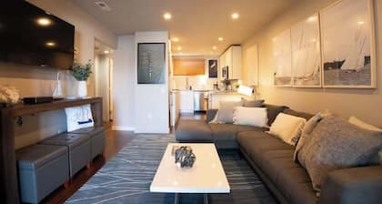 Charming Annapolis Waterfront Condo