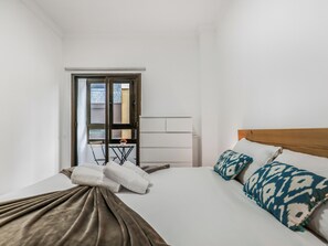 2 室のベッドルーム、WiFi、ベッドシーツ