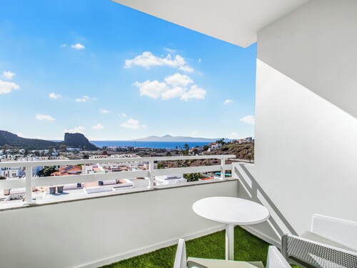 Agaete Shine Suites 204