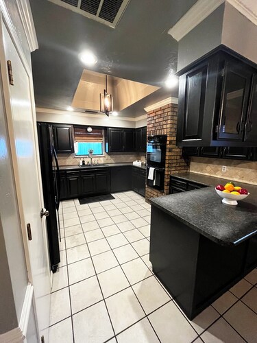 Spacious 3 bedroom, 2 bathroom home