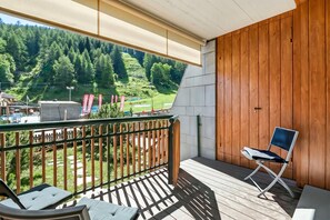 Property grounds - Theo's House, Bardonecchia, Italy (Bardonecchia)