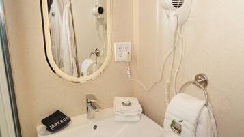 Sabó, xampú i paper higiènic