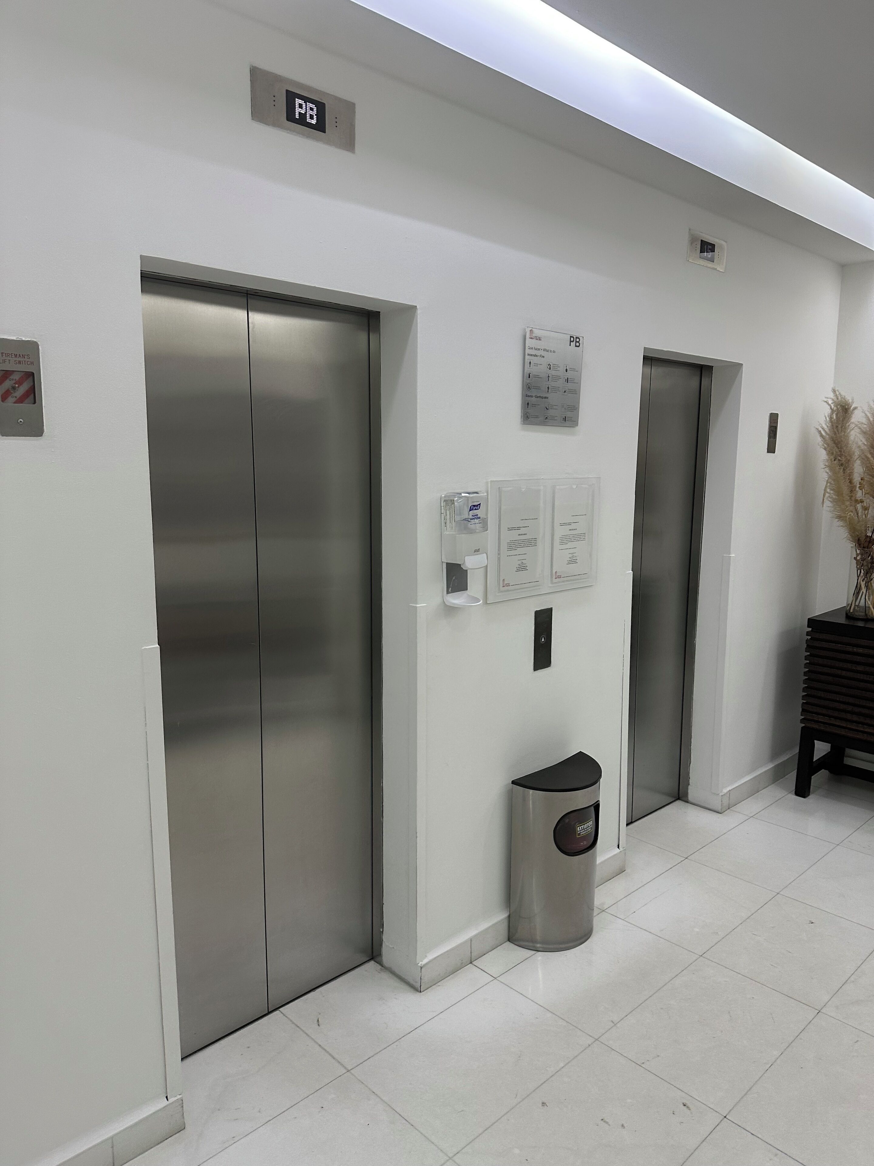 Sala de estar en el lobby