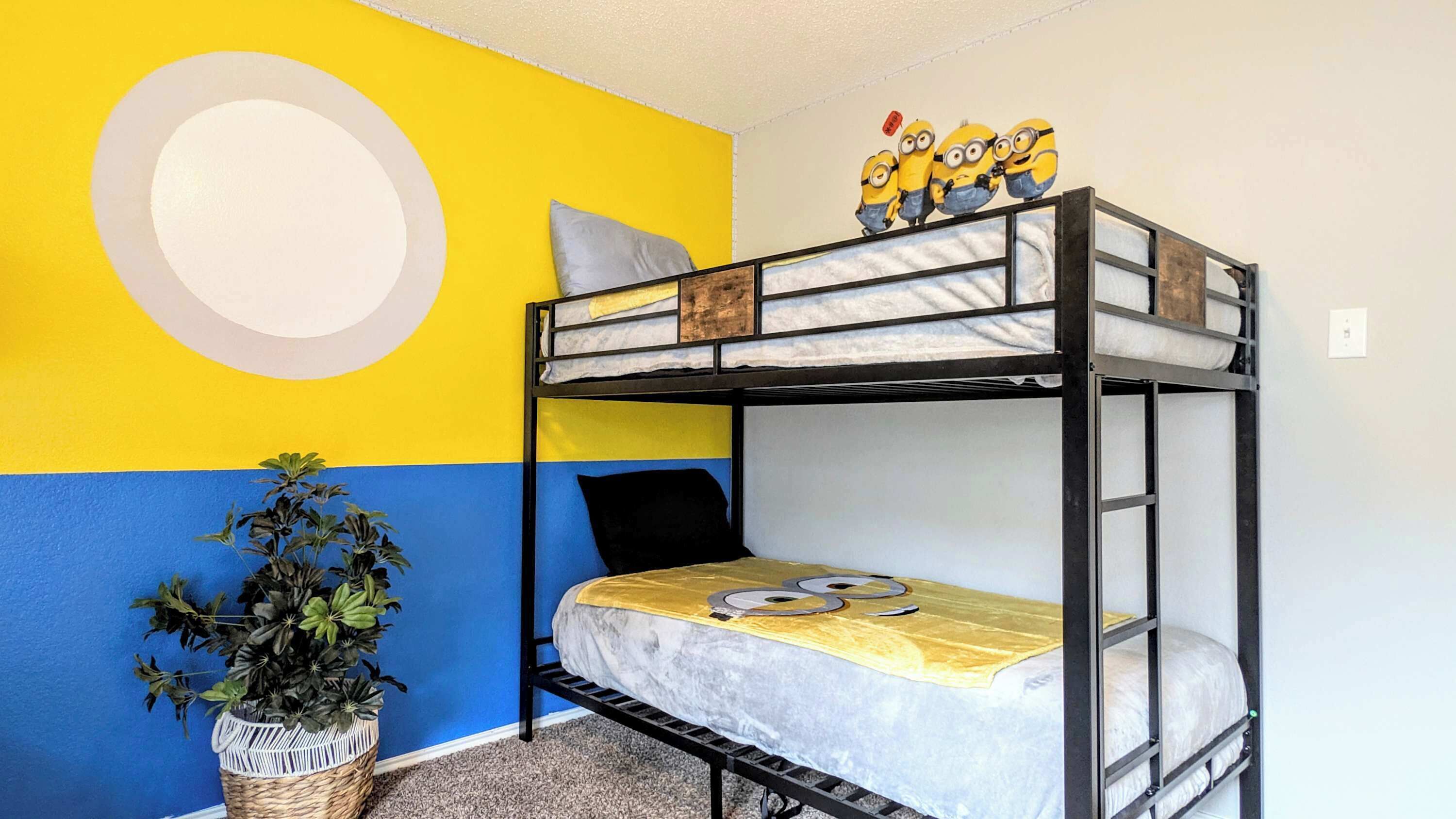 3 bedrooms, iron/ironing board, travel cot, free WiFi
