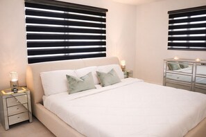 4 chambres, fer et planche à repasser, accès au Wi-Fi (inclus)