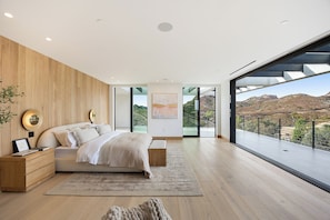 4 bedrooms, iron/ironing board, WiFi, bed sheets - Malibu Estate in heart of the wine country. (Malibu)