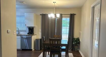 Pleasant 2/2 Home in Ocala