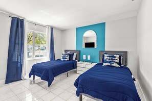 3 chambres, fer et planche à repasser, Wi-Fi gratuit, draps fournis
