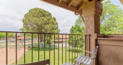 Open Two-level/3 bdrm/Sleeps 16/Pools & Hot Tubs/Mini-Golf/Family friendly!