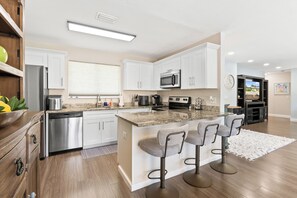 Microwave, oven, stovetop, dishwasher