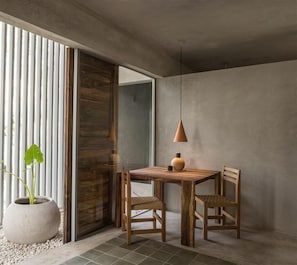 In-room safe, iron/ironing board, free WiFi