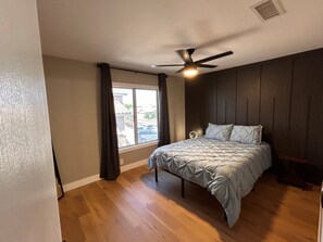 4 bedrooms, free WiFi, bed sheets