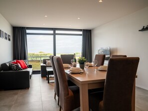 Dining - Astrid 802 with balcony by Interhome (Bredene)