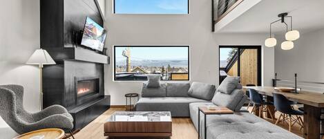 Téléviseur connecté, foyer