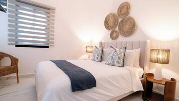 2 bedrooms, WiFi (free), bed sheets