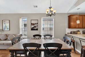 Dining - Myrtle Beach Bliss | Golf, Beach & Beautiful Views | RO 52I (Myrtle Beach)
