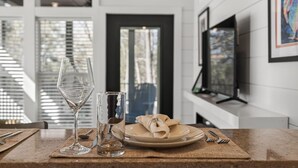 Dining - Peaceful Romantic Escape in the Woods - Private (Blairsville)