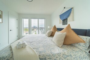 2 chambres, bureau, fer et planche à repasser, Wi-Fi gratuit
