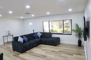 Smart TV, offices